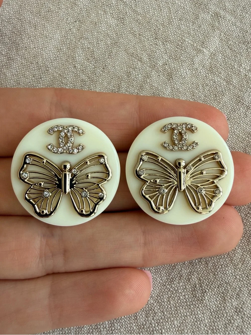🤍CHANEL Cream and Gold Butterfly Button Earrings with Crystal CC🤍